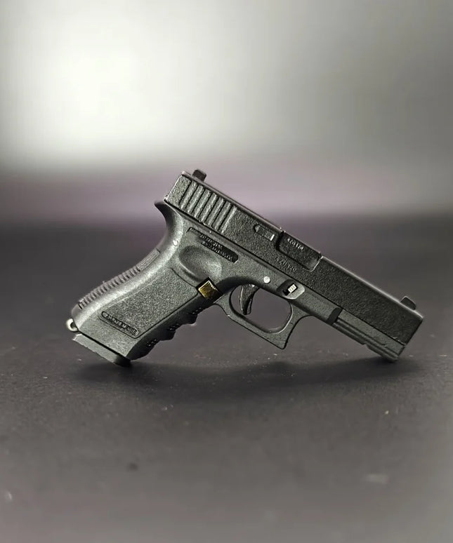 6 Alloy Toy Bullets Metal G17 Black 1:3 Scale Metal Gun Keychain With Box Handmade Pistol Keychain Best Birthday Gift For Men
