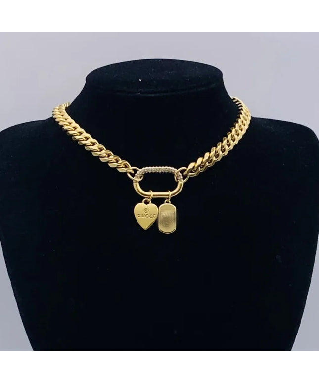 2025 New High-end Letter Retro Necklace, Luxurious and Versatile, Suitable for Daily Matching